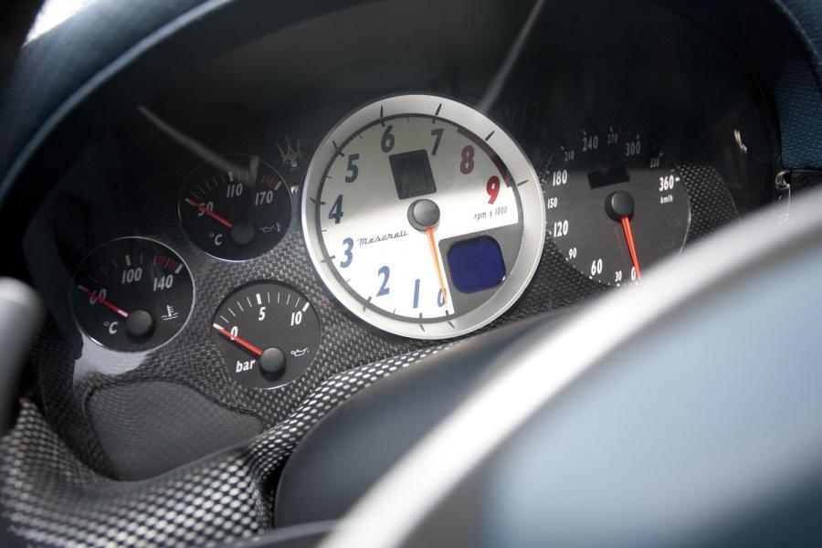  Maserati MC-12 2005 года  (фото 15 из 16)